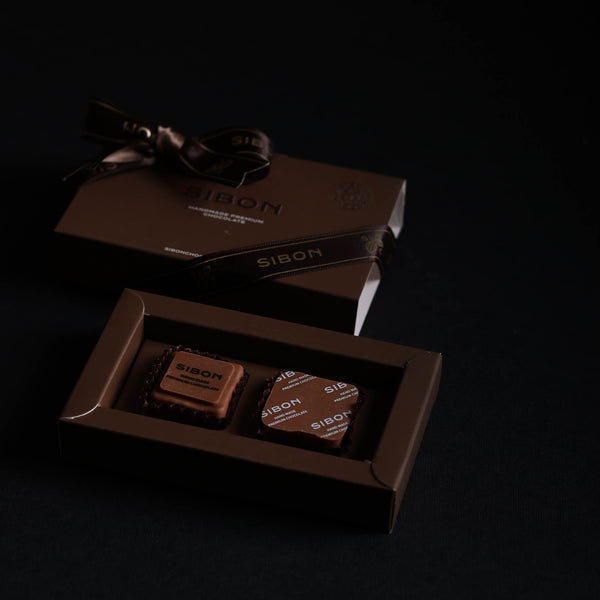 Giveaway Box - 2 Pieces