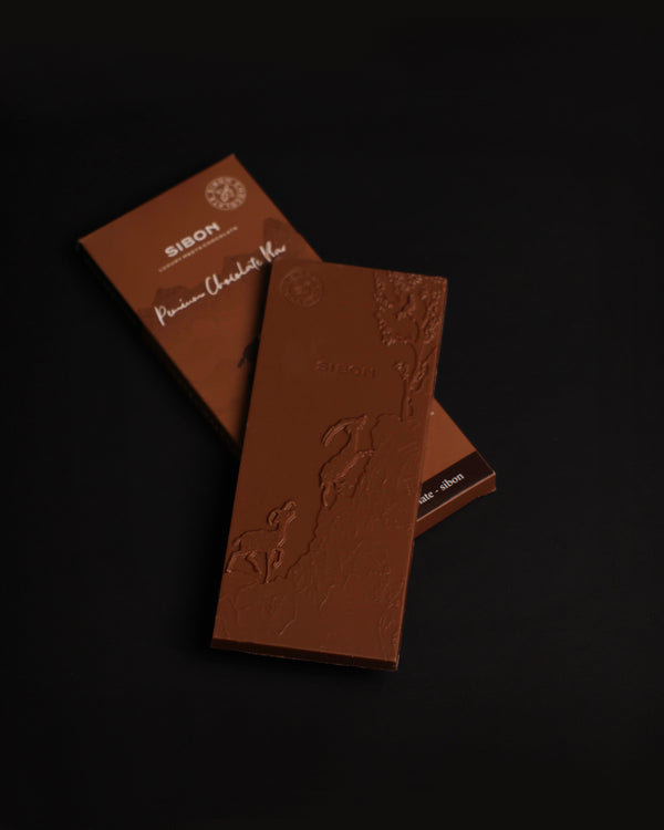 chocolate bar small millefeuille
