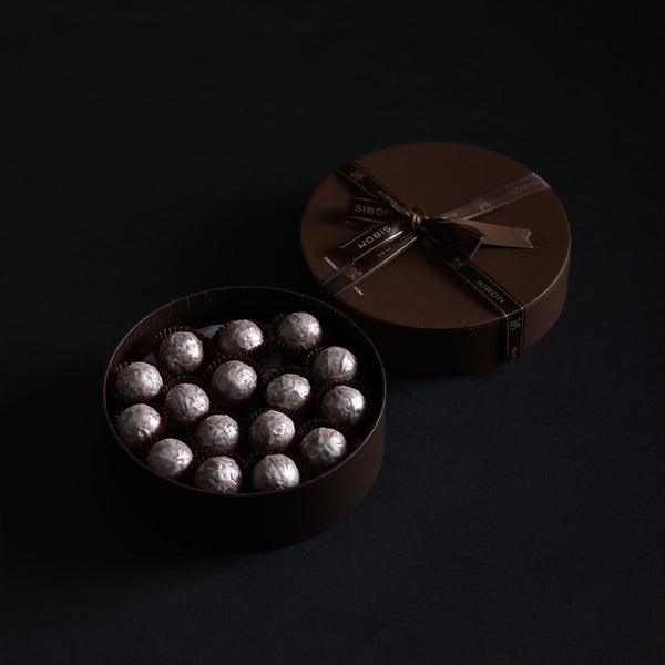 ROSE CARAMEL TRUFFLE BOX